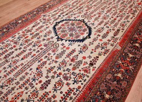 Farahan Rug